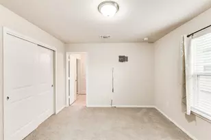 6605 Kauai Ln, Austin, TX 78744 - Photo 24