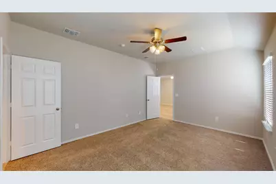 156 McNamara Court, Jarrell, TX 76537 - Photo 12