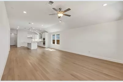 6900 Cliff Rose Drive, Spicewood, TX 78669 - Photo 8