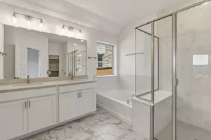 6900 Cliff Rose Dr, Spicewood, TX 78669 - Photo 12