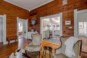 705 Hudgins St, Smithville, TX 78957 - Photo 8