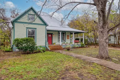 705 Hudgins Street, Smithville, TX 78957 - Photo 2