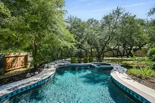 2229 Buena Vista Ln, Round Rock, TX 78665 - Photo 2