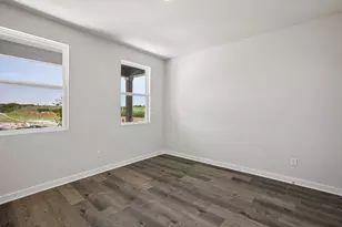 5424 San Pietro Dr, Austin, TX 78747 - Photo 14