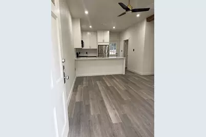 202 E 31st Street #B, Austin, TX 78705 - Photo 2