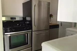 202 E 31st St, Austin, TX 78705 - Photo 2