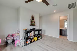 1000 Bright Star Cv, Georgetown, TX 78628 - Photo 26
