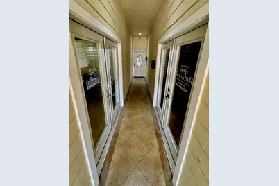 312 Main Street, Smithville, TX 78957 - Photo 2