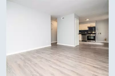 7004 Circle S Road #B, Austin, TX 78745 - Photo 6