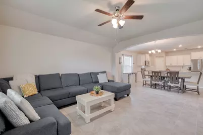 204 Taggart Trail, Jarrell, TX 76537 - Photo 6