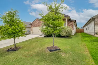 204 Taggart Trail, Jarrell, TX 76537 - Photo 2