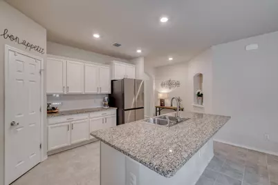 204 Taggart Trail, Jarrell, TX 76537 - Photo 8