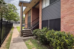 3304 Red River St, Austin, TX 78705 - Photo 2