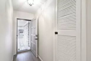 4708 Cap Rock Dr, Austin, TX 78735 - Photo 4