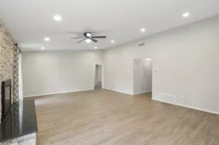 4708 Cap Rock Dr, Austin, TX 78735 - Photo 10