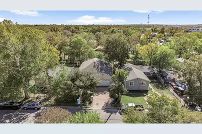 409 E Austin Avenue, Round Rock, TX 78664 - Photo 36
