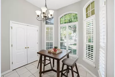 409 E Austin Avenue, Round Rock, TX 78664 - Photo 14