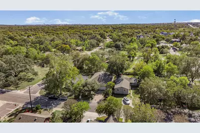 409 E Austin Avenue, Round Rock, TX 78664 - Photo 38
