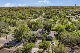 409 E Austin Ave, Round Rock, TX 78664 - Photo 38