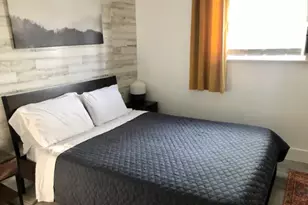 5909 Bolm Rd, Austin, TX 78721 - Photo 2