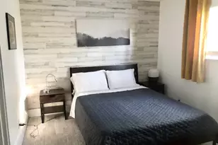 5909 Bolm Rd, Austin, TX 78721 - Photo 10