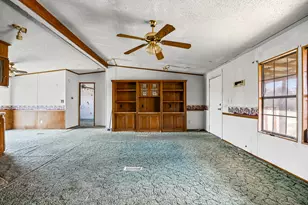 250 McDuffy Ln, West Point, TX 78963 - Photo 2