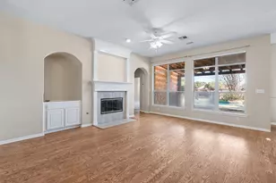 109 Fairfield Ct, Georgetown, TX 78633 - Photo 8