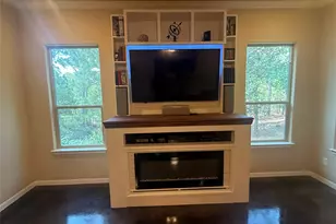 208 Akaloa Dr, Bastrop, TX 78602 - Photo 20