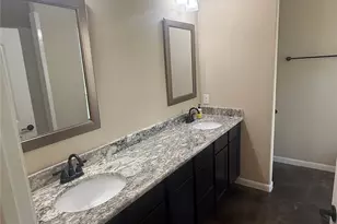 208 Akaloa Dr, Bastrop, TX 78602 - Photo 34