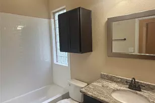 208 Akaloa Dr, Bastrop, TX 78602 - Photo 16