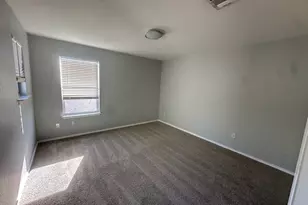 102 Blanco Woods Blvd, Elgin, TX 78621 - Photo 10