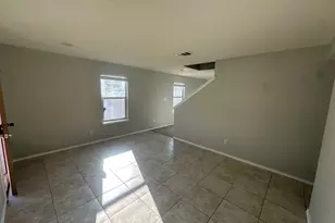 102 Blanco Woods Blvd, Elgin, TX 78621 - Photo 2