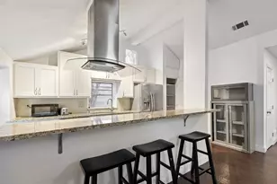 2814 Gonzales St, Austin, TX 78702 - Photo 2