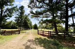 8954 Co Rd 353, Gause, TX 77857 - Photo 34