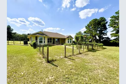 8954 County Road 353, Gause, TX 77857 - Photo 2