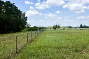 8954 Co Rd 353, Gause, TX 77857 - Photo 26