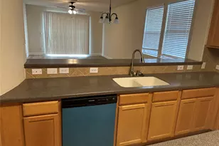 177 Devonshire Dr, Kyle, TX 78640 - Photo 12