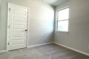 121 Old Stage Coach Rd, Jarrell, TX 76537 - Photo 18