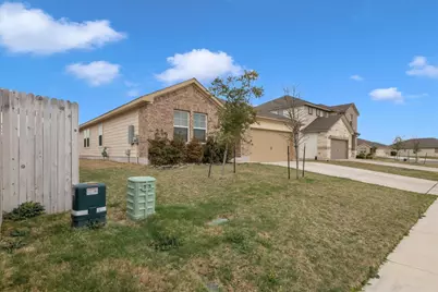 405 Grasslands Trail, Hutto, TX 78634 - Photo 4
