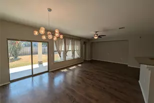 8829 Capitol View Dr, Austin, TX 78747 - Photo 10