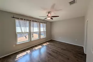 8829 Capitol View Dr, Austin, TX 78747 - Photo 14