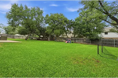 5604 Beachmont Court, Austin, TX 78739 - Photo 30