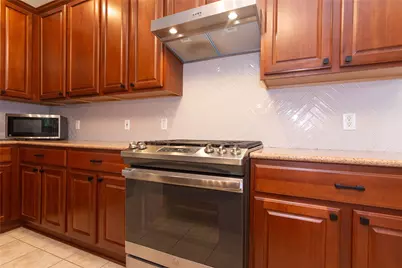 11004 Quarry Oaks Trail, Austin, TX 78717 - Photo 14