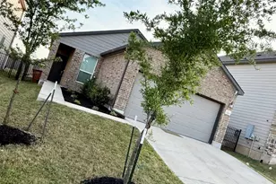 7203 Summer Tanager Dr, Austin, TX 78744 - Photo 16
