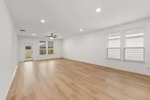 183 Poinsettia Rd, Buda, TX 78610 - Photo 6