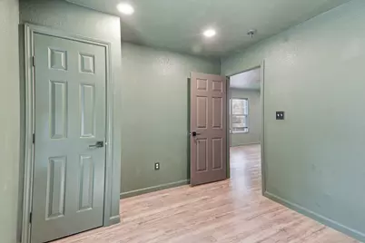 119 N Kanaio Drive, Bastrop, TX 78602 - Photo 10