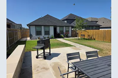 203 Spirit Street, Elgin, TX 78621 - Photo 10