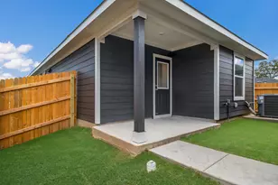 313 El Seibo Ln, Bastrop, TX 78602 - Photo 16