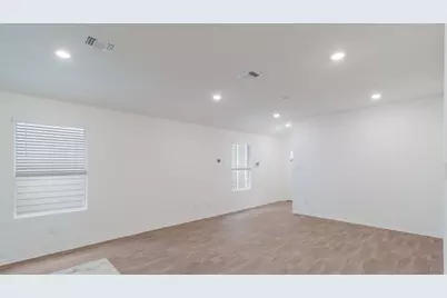 313 El Seibo Lane, Bastrop, TX 78602 - Photo 6