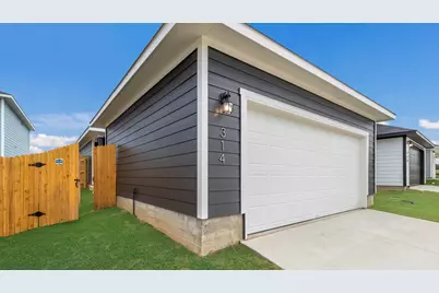 313 El Seibo Lane, Bastrop, TX 78602 - Photo 16